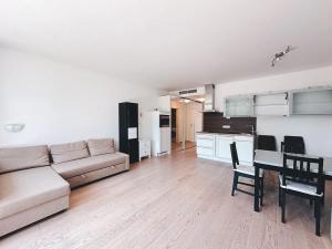 Pronájem bytu 1+kk, Praha - Žižkov, Malešická, 44 m2
