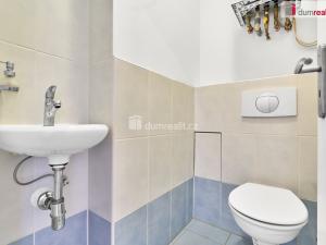 Prodej bytu 4+1, Karlovy Vary - Drahovice, Zbrojnická, 75 m2