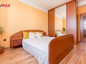 Pronájem bytu 2+1, Hradec Králové - Pražské Předměstí, Puškinova, 62 m2