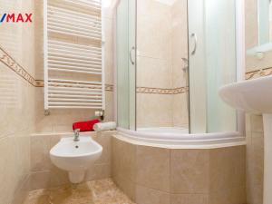 Pronájem bytu 2+1, Hradec Králové - Pražské Předměstí, Puškinova, 62 m2