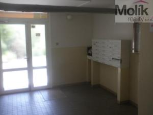 Pronájem bytu 1+1, Chomutov, Kamenný vrch, 36 m2