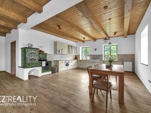 Prodej vícegeneračního domu, Počítky, 424 m2