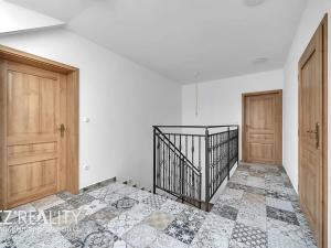 Prodej vícegeneračního domu, Počítky, 424 m2