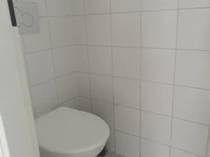 Pronájem obchodního prostoru, Pardubice, 17. listopadu, 133 m2