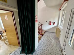 Prodej výrobních prostor, Strážov, 228 m2