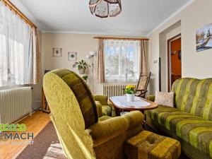 Prodej rodinného domu, Červený Kostelec - Olešnice, 277 m2
