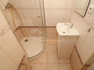 Pronájem bytu 2+kk, Praha, Podbabská, 40 m2