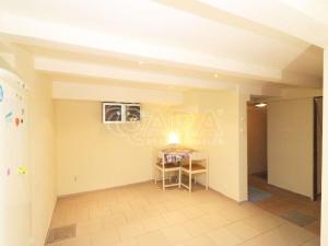 Pronájem bytu 2+kk, Praha, Podbabská, 40 m2