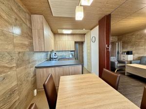 Prodej bytu 3+1, Teplice, Trnovanská, 71 m2