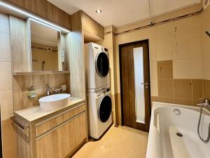 Prodej bytu 3+1, Teplice, Trnovanská, 71 m2