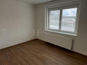 Pronájem rodinného domu, Kamenné Žehrovice, Karlovarská třída, 55 m2