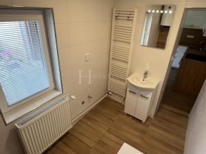 Pronájem rodinného domu, Kamenné Žehrovice, Karlovarská třída, 55 m2