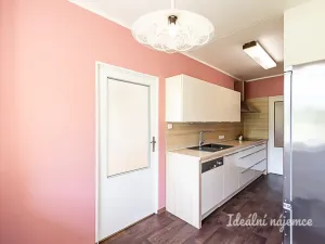 Pronájem bytu 3+1, Praha, Generála Janouška, 80 m2