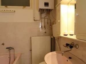 Pronájem bytu 3+1, Karlovy Vary, Bulharská, 80 m2