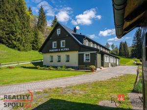 Prodej ubytování, Malá Úpa - Dolní Malá Úpa, 528 m2