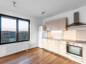 Pronájem bytu 3+kk, Praha - Karlín, Nekvasilova, 92 m2