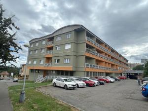 Pronájem bytu 2+kk, Praha - Hloubětín, Slévačská, 55 m2
