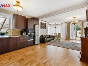 Prodej rodinného domu, Kyselka - Radošov, 263 m2