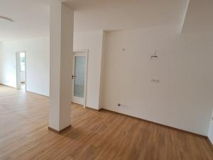 Prodej bytu 3+kk, Karlovy Vary, U Trati, 86 m2
