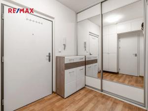 Prodej bytu 2+kk, Praha - Hostivař, Rychtáře Petříka, 44 m2