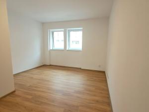 Prodej bytu 3+kk, Karlovy Vary, U Trati, 76 m2
