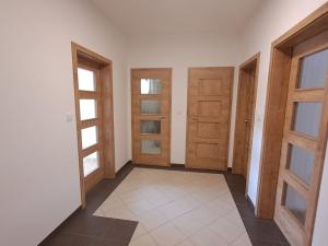 Prodej bytu 3+kk, Karlovy Vary, U Trati, 76 m2
