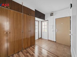 Prodej bytu 4+1, Hradec Králové - Nový Hradec Králové, Mandysova, 94 m2