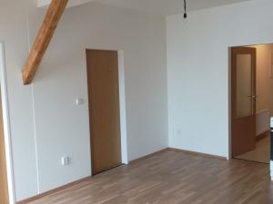 Pronájem bytu 3+kk, Žebrák, Náměstí, 75 m2