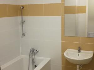 Pronájem bytu 3+kk, Žebrák, Náměstí, 75 m2