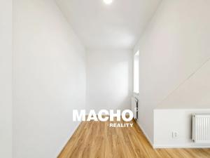 Pronájem bytu 3+1, Praha - Vršovice, Na křivce, 97 m2