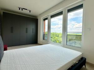 Pronájem bytu 2+kk, Praha - Háje, Výstavní, 55 m2