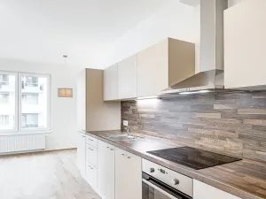 Pronájem bytu 2+kk, Praha - Hloubětín, Waltariho, 52 m2