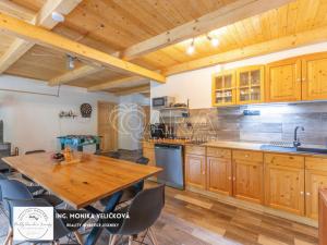 Prodej chalupy, Mikulovice, Na Bukovci, 200 m2