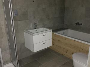 Prodej rodinného domu, Trutnov, 273 m2
