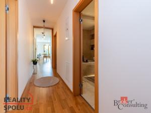 Pronájem bytu 3+kk, Praha - Karlín, Za Karlínským přístavem, 93 m2