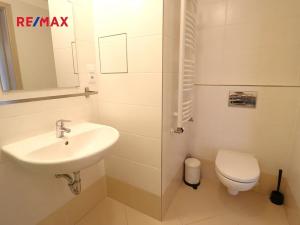 Pronájem bytu 1+kk, Praha - Letňany, Štanderova, 35 m2