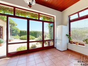 Prodej rodinného domu, Králův Dvůr - Křižatky, 240 m2