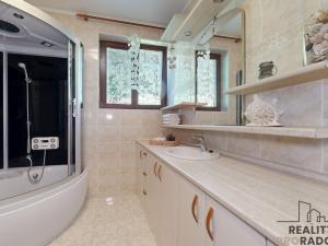 Prodej rodinného domu, Králův Dvůr - Křižatky, 240 m2