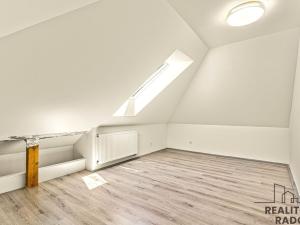 Prodej rodinného domu, Králův Dvůr - Křižatky, 240 m2