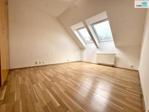 Pronájem rodinného domu, Praha - Satalice, Menšíkova, 149 m2