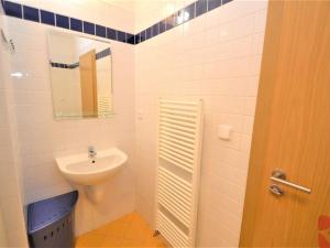 Pronájem bytu 2+kk, Praha - Libeň, Českomoravská, 59 m2