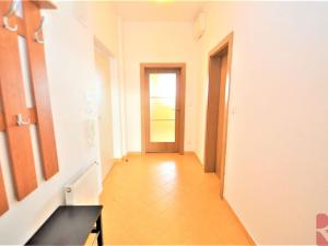 Pronájem bytu 2+kk, Praha - Libeň, Českomoravská, 59 m2