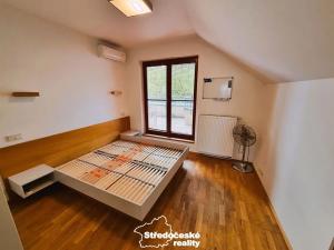 Pronájem bytu 2+kk, Praha - Dejvice, Lindleyova, 57 m2