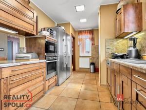 Prodej bytu 4+1, Karlovy Vary - Drahovice, Zbrojnická, 140 m2