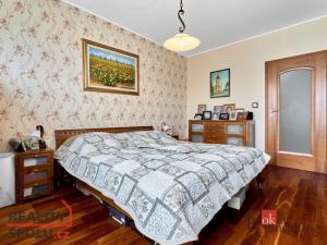 Prodej bytu 4+1, Karlovy Vary - Drahovice, Zbrojnická, 140 m2