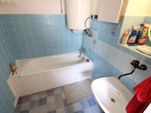 Prodej bytu 2+1, Praha - Ruzyně, Stochovská, 52 m2