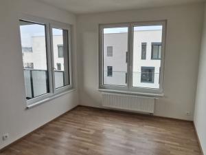 Pronájem bytu 3+kk, Praha - Hloubětín, Waltariho, 75 m2