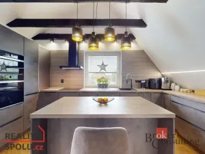 Prodej rodinného domu, Chomutov, 240 m2