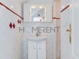 Pronájem bytu 1+kk, Praha - Bubeneč, U akademie, 39 m2