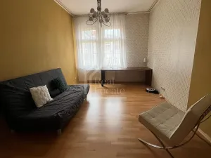 Pronájem bytu 3+kk, Praha - Žižkov, U božích bojovníků, 60 m2